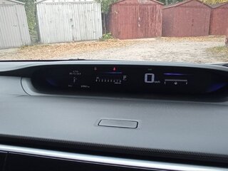 2017 Honda Stepwgn Spada V Рестайлинг, белый, 2699000 рублей, вид 2