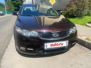 2010 Kia Cerato 4-speed II, пурпурный, 750000 рублей, вид 1