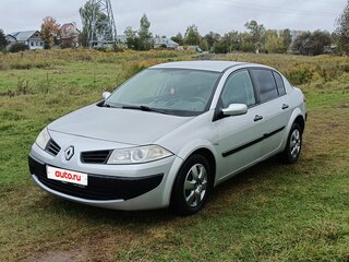 2007 Renault Megane II Рестайлинг, серебристый, 550000 рублей, вид 2