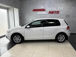2010 Volkswagen Golf VI, белый, 799000 рублей, вид 2