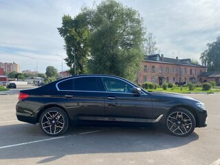 2017 BMW 5 серии 520i VII (G30/G31/G38), чёрный, 2600000 рублей, вид 4