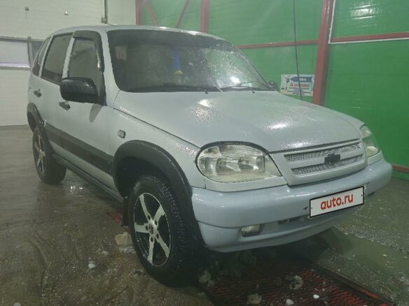 2005 Chevrolet Niva I, серебристый, 300000 рублей - вид 2