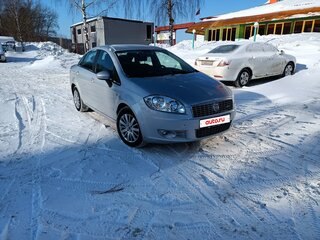 2011 Fiat Linea, серебристый, 510000 рублей, вид 3