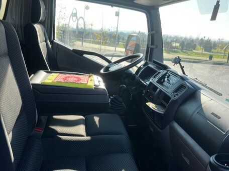 2014 Nissan Cabstar, белый, 1850000 рублей, вид 4