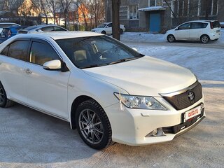 2011 Toyota Camry Japan Market VII (XV50), белый, 1900000 рублей, вид 2
