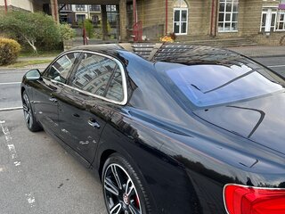 2015 Bentley Flying Spur II, чёрный, 7300000 рублей, вид 3
