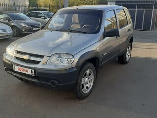 2012 Chevrolet Niva I Рестайлинг, бежевый, 600000 рублей, вид 1