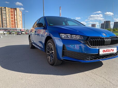 2025 Skoda Octavia IV (A8) Рестайлинг, синий, 4300000 рублей, вид 1