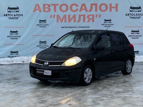 Nissan Tiida I