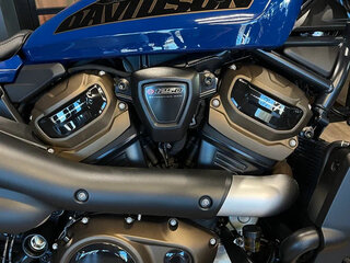 2023 Harley-Davidson Sportster S, синий, 1850000 рублей, вид 4