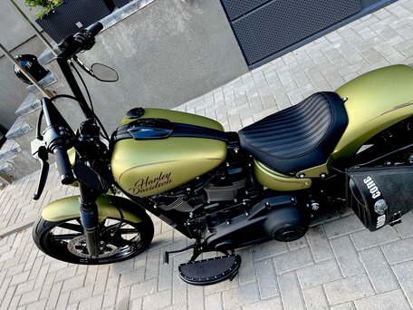 2022 Harley-Davidson Breakout, зелёный, 6499000 рублей, вид 5