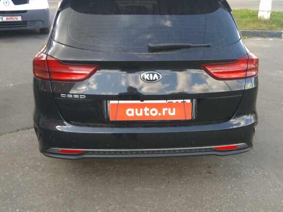 2021 Kia Ceed III, чёрный, 1800000 рублей - вид 7