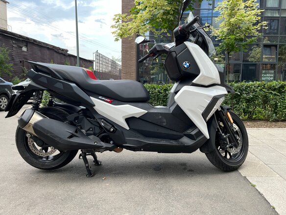 2020 BMW C 400 X, белый, 410000 рублей - вид 1