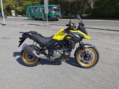 2021 Suzuki V-Strom DL 650, жёлтый, 950000 рублей, вид 1