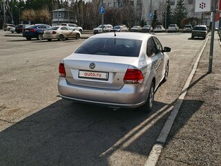 2013 Volkswagen Polo V, серебристый, 1100000 рублей, вид 2