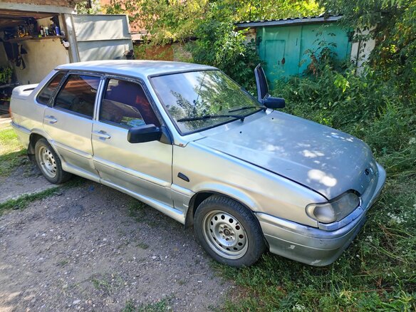 2001 Lada (ВАЗ) 2115, серебристый, 105000 рублей - вид 2
