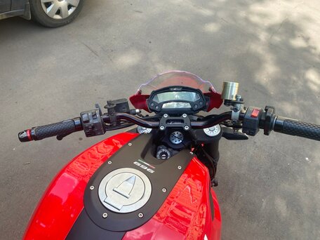 2009 Ducati Monster 696, красный, 500000 рублей, вид 3
