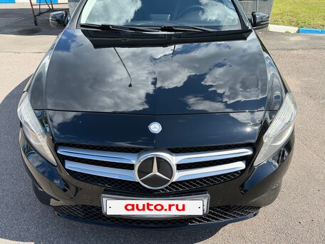 2013 Mercedes-Benz A-Класс 180 III (W176), чёрный, 1099000 рублей, вид 4