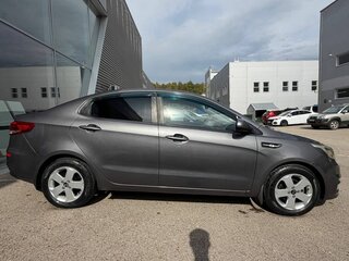 2016 Kia Rio III Рестайлинг, серый, 920000 рублей, вид 4