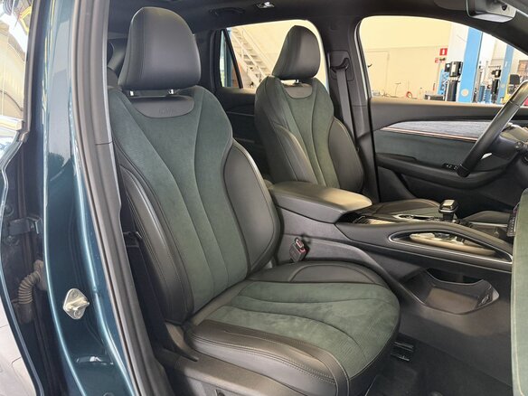 2024 Geely Monjaro I, синий, 3297000 рублей - вид 13