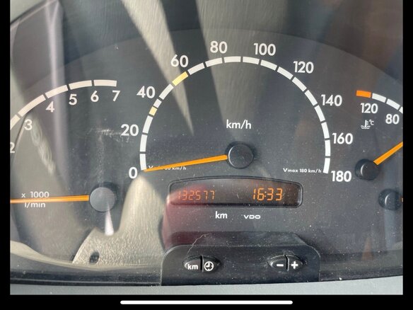2001 Mercedes-Benz Sprinter, белый, 3200000 рублей - вид 12
