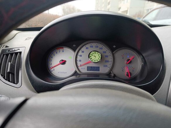 2007 Chery Tiggo (T11) I, красный, 300000 рублей - вид 10