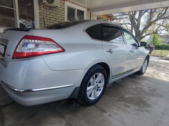 2011 Nissan Teana II (J32), серебристый, 890000 рублей - вид 4