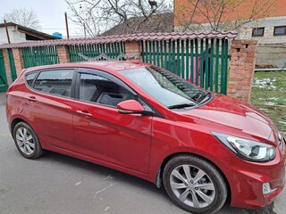 2011 Hyundai Solaris I, красный, 730000 рублей, вид 3