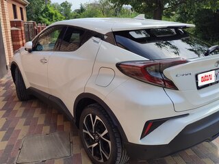 2018 Toyota C-HR I, белый, 2090000 рублей, вид 4