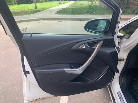 2011 Opel Astra J, белый, 650000 рублей - вид 12