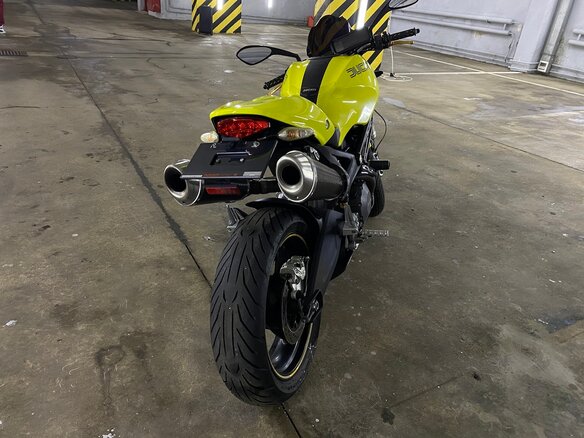 2008 Ducati Monster 696, жёлтый - вид 2