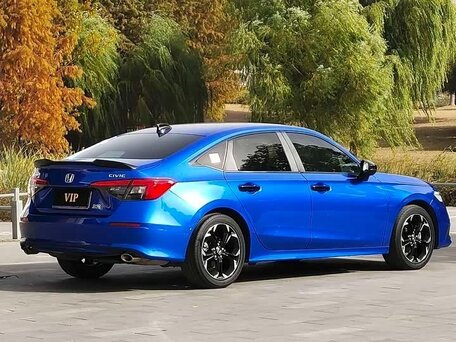 2023 Honda Civic XI, синий, 1545000 рублей, вид 4