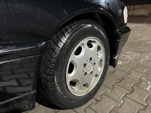 1996 Mercedes-Benz C-Класс 180 I (W202), чёрный, 370000 рублей - вид 12