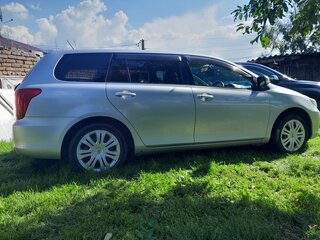 2007 Toyota Corolla Fielder X (E140, E150), серебристый, 785000 рублей, вид 4