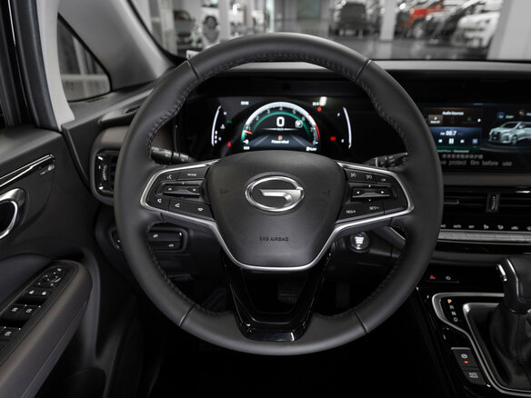 2025 GAC Trumpchi M6 Max, чёрный, 3370000 рублей - вид 10