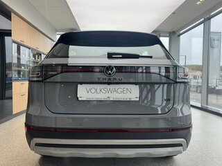 2026 Volkswagen Tharu XR, серый, 2393000 рублей, вид 5