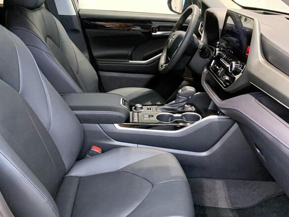 2026 Toyota Highlander IV (XU70), чёрный, 5750000 рублей - вид 8