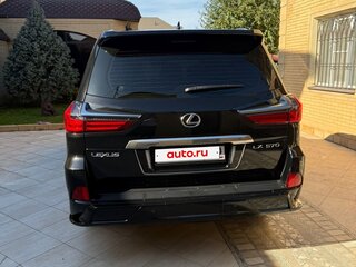 2018 Lexus LX 570 III Рестайлинг 2, чёрный, 7200000 рублей, вид 3