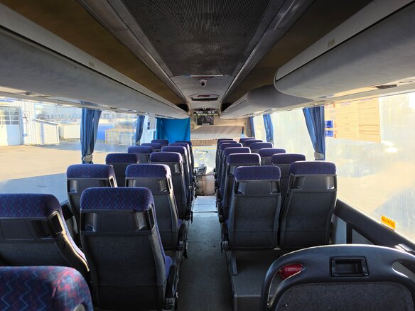 2000 Volvo B12 Series, белый, 3250000 рублей - вид 10