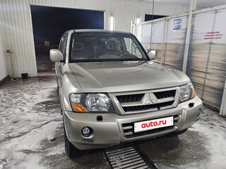2004 Mitsubishi Pajero III Рестайлинг, бежевый, 750000 рублей, вид 4