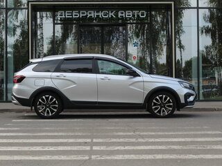2024 Lada (ВАЗ) Vesta SW Cross I Рестайлинг (NG), серебристый, 1660000 рублей, вид 4