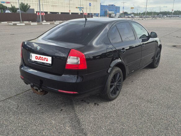 2012 Skoda Octavia II (A5) Рестайлинг, чёрный, 790000 рублей - вид 2