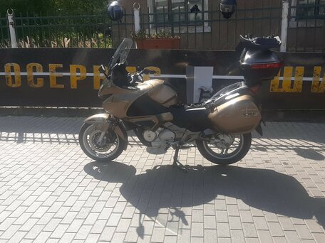 2007 Honda NT700V Deauville, серебристый, 450000 рублей, вид 2