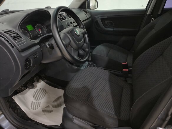 2012 Skoda Fabia II Рестайлинг, серый, 490000 рублей - вид 8