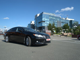 2014 Lexus ES 250 VI, чёрный, 2140008 рублей, вид 3