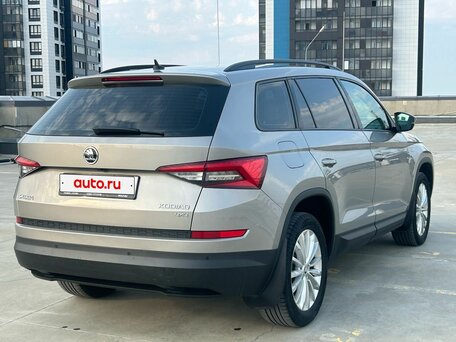 2019 Skoda Kodiaq I, серый, 2450000 рублей, вид 5