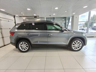 2018 Skoda Kodiaq I, серый, 2315000 рублей, вид 4