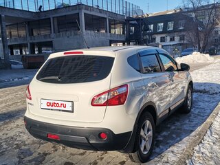 2013 Nissan Qashqai I Рестайлинг, белый, 1200000 рублей, вид 4