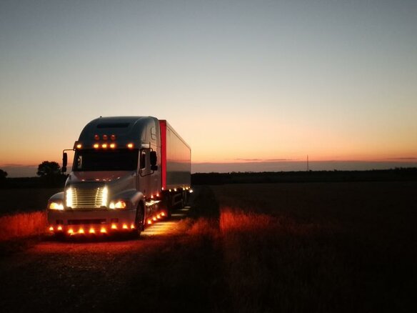 2000 Freightliner Century Class, белый, 1450000 рублей - вид 22