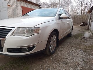 2008 Volkswagen Passat B6, белый, 630000 рублей, вид 4